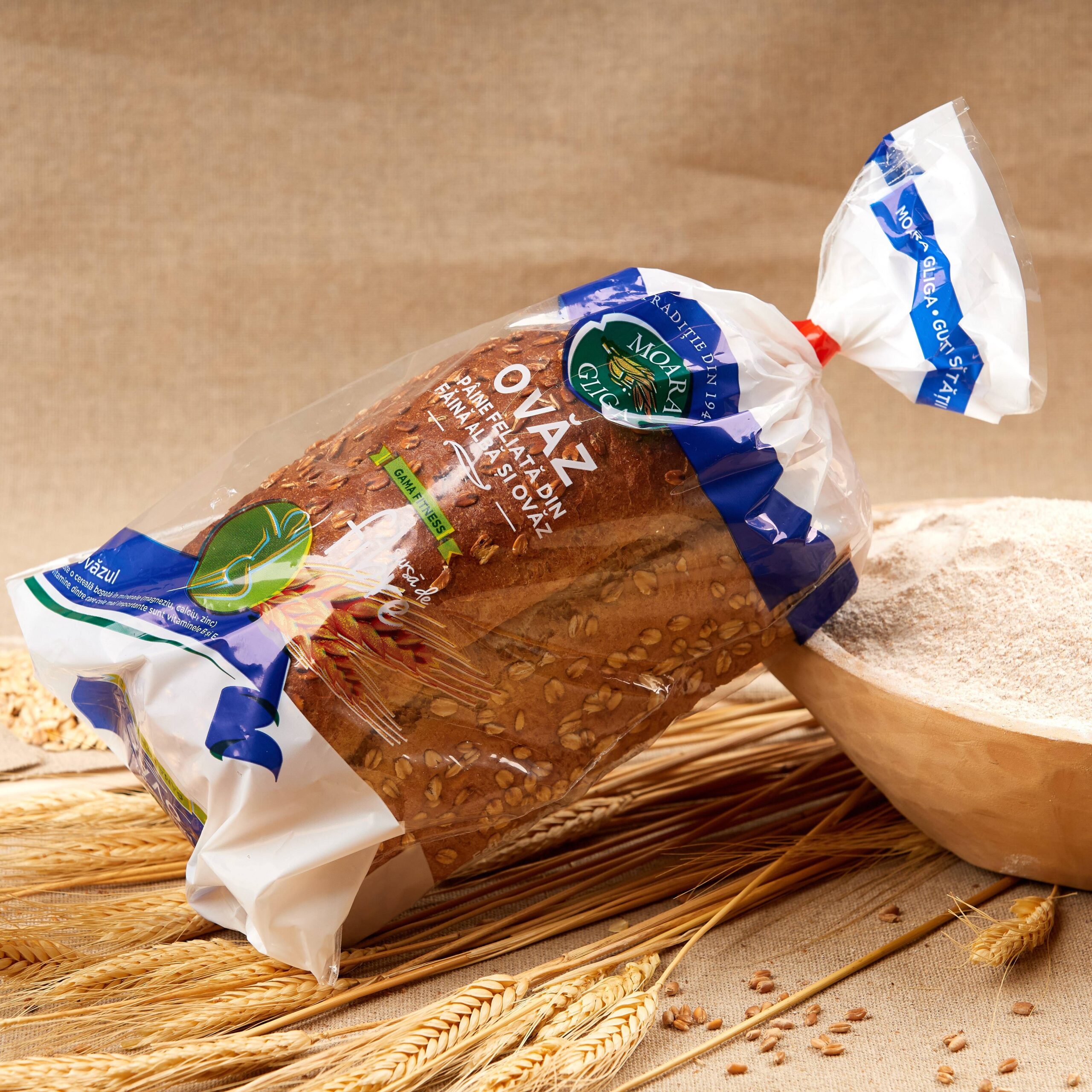 aine feliata din faina alba si ovaz 400 gr - Moara Gliga Piatra Neamt