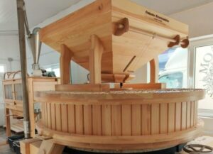 moara cu pietre Moara Gliga