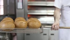 Paine calda Moara Gliga